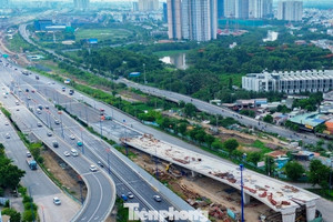 Toàn cảnh nút giao hơn 3.400 tỷ đồng ở TPHCM đang vướng mặt bằng