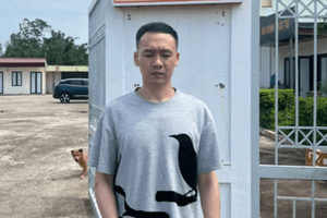Nguyễn Thanh Sửu SN 1997 trở về Việt Nam đầu thú