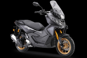 'Kẻ thách thức' Honda SH350i xuất hiện: Xe tay ga 250cc giá chưa tới 90 triệu, trang bị đủ ABS 2 kênh, camera hành trình