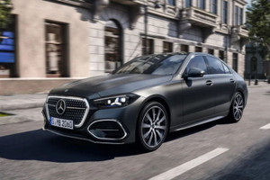 Tích hợp trí tuệ nhân tạo, Mercedes-Benz C-Class định nghĩa lại khoang lái thông minh, xe biết trò chuyện như người
