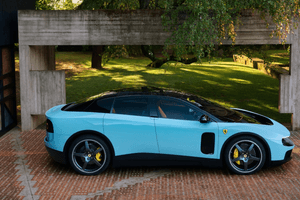 Chưa từng có trong lịch sử: Đấu giá thành công xe điện Ferrari, thu về hơn 1.000 tỷ đồng