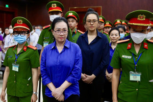 Trong trại giam, bà Trương Mỹ Lan được thông báo sắp nhận gần 20 tỷ đồng từ một cá nhân
