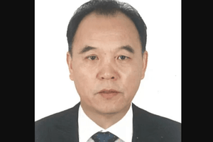 Cách chức, khai trừ khỏi Đảng, tịch thu toàn bộ tài sản bất chính đối với nguyên Phó Giám đốc Sở Thương mại tỉnh sinh năm 1963 của Trung Quốc
