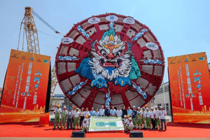 21 ngày làm việc dưới áp suất cực cao, thay thế thành công 104 dao cắt cho hầm đường sắt cao tốc dưới biển dài nhất thế giới