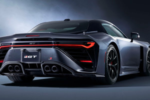 Mẫu xe Toyota đắt nhất lịch sử chưa mở bán đã hết suất, khách mua phải qua vòng 'phỏng vấn'