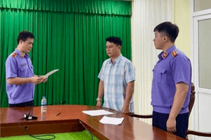 Nhóm cựu cán bộ 'đổi trắng thay đen' hồ sơ vụ tai nạn khiến vụ nữ sinh tử vong ở Vĩnh Long như thế nào?