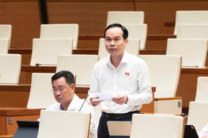 ĐBQH đề nghị sửa Luật Đất đai: Người dân bị thu hồi đất không chỉ nhận bồi thường tài sản