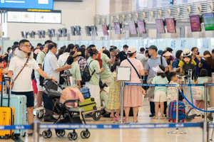 Vé máy bay lễ 2/9 tăng cao: Những đường bay du lịch đã 'cháy' 100% chỗ