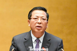 Bộ trưởng Xây dựng: 'Không lo lãi suất khi mua nhà ở xã hội'