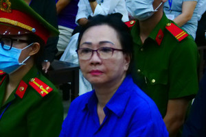Ba món trang sức kim cương của bà Trương Mỹ Lan được bán với giá 25 tỷ đồng