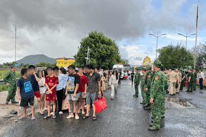 Tiếp nhận 47 công dân Việt Nam bị Campuchia trao trả