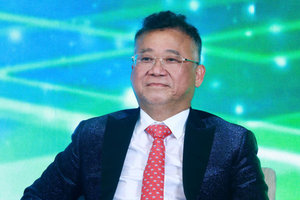 Các tổ chức liên quan đến Chủ tịch Đặng Thành Tâm liên tiếp gom 20 triệu cổ phiếu Kinh Bắc (KBC)