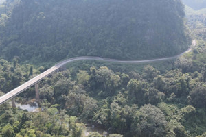Ngọn núi hơn 1.000m của miền Trung được đề xuất xây dựng 'Bà Nà Hills thứ 2', có cả cáp treo kết nối