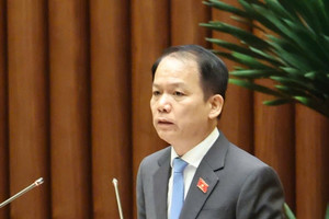 Phải bồi thường nếu không kịp thời bảo vệ người đấu tranh chống tham nhũng, lãng phí, tiêu cực