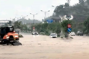Bão số 4 tiếp tục gây mưa lớn ở Hải Phòng, Quảng Ninh và Lạng Sơn
