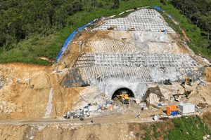 Hầm xuyên núi qua đèo dài nhất cả nước, rút ngắn thời gian di chuyển từ 2 giờ xuống còn 10 phút: Thi công xuyên lễ đảm bảo tiến độ hoàn thành