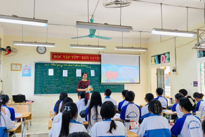 Mỗi giáo viên được nhận 31.875.000 đồng tiền thưởng cùng Huy hiệu, chi tiết ai thuộc nhóm đối tượng hưởng?