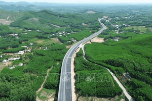 Chỉ vài ngày nữa, chính thức thông xe tuyến cao tốc 66km nối liền 2 thành phố trực thuộc Trung ương của Việt Nam