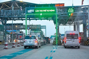 Chính phủ yêu cầu kiểm tra hoạt động thu phí điện tử đường bộ