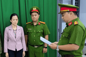 Chủ nha khoa nổi tiếng lĩnh án 2 năm tù treo