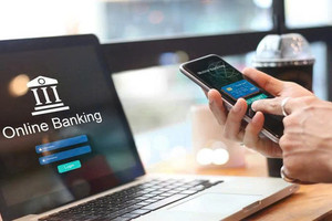 Từ 19/8, tài khoản ngân hàng có thể bị tạm dừng giao dịch trong 8 trường hợp này