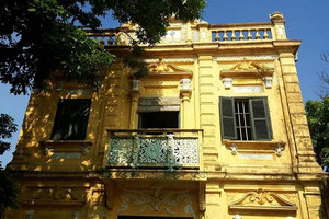 Ngôi làng tơ lụa sở hữu hàng chục căn biệt thự Pháp cổ, gắn liền với vị danh tướng nhà Trần