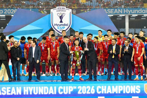 Việt Nam liên tục nhận ‘cơn mưa’ tiền thưởng