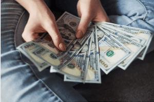 Một doanh nghiệp chốt trả cổ tức kỷ lục tỷ lệ 120% bằng tiền