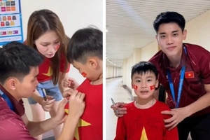 Đình Bắc và Hòa Minzy thân thiết