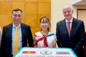 Việt Nam vô địch, tỷ phú Nguyễn Thị Phương Thảo 'thưởng nóng' cho toàn bộ cầu thủ và ban huấn luyện