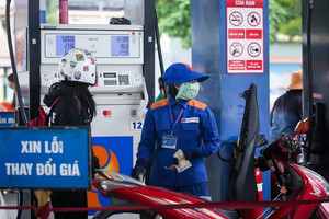 15h ngày 27/8, đồng loạt điều chỉnh giá xăng dầu