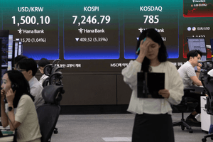 Kospi từ đỉnh cao 9.000 điểm đến cú lao dốc 40%: Khi cơn sốt AI biến chứng khoán Hàn Quốc thành 'sòng bạc'