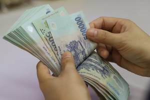 Đề xuất chi thu nhập tăng thêm mới cho công chức, viên chức, người lao động: 70 điểm được hưởng 80%, 85 điểm hưởng 90%