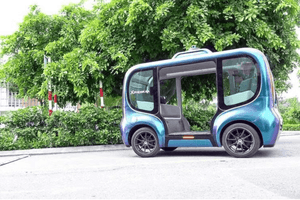 Tin vui: Hà Nội chính thức thử nghiệm xe buýt tự lái, robot giao hàng không thu phí trong 24 tháng