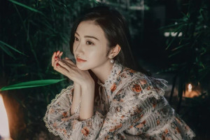 Đại gia từng chi hơn 160 tỷ đồng một quả chuối 'bóc phốt' bạn gái là nữ diễn viên nổi tiếng, liên quan số tiền hơn 1.304 tỷ đồng