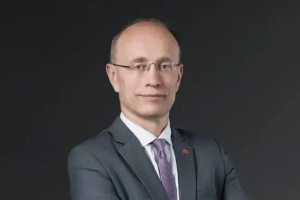 CEO Techcombank nhận lương trung bình gần 3 tỷ đồng/tháng