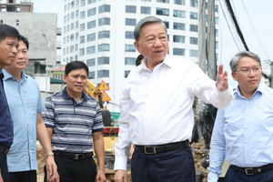 Tổng Bí thư, Chủ tịch nước chỉ đạo sớm thông xe toàn tuyến đường Vành đai 1