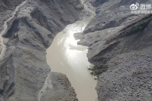 Ấn Độ cảnh giác với hàng ngàn hồ trên núi sau thảm hoạ ở Nepal