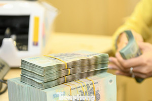 Sắp có bất ngờ về lãi suất ngân hàng?