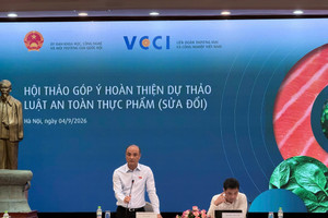 Góp ý sửa Luật An toàn thực phẩm : Đề xuất 'siết' đúng chỗ, tránh kiểm tra dàn trải