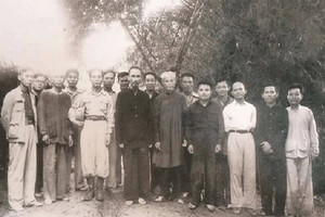 Ngọn đồi 'phong tướng' duy nhất của nước ta, là nơi Chủ tịch Hồ Chí Minh chủ trì Lễ phong quân hàm cho 11 vị tướng đầu tiên của Quân đội nhân dân Việt Nam