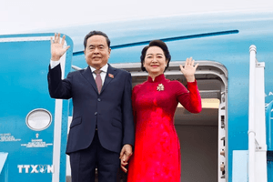Chủ tịch Quốc hội Trần Thanh Mẫn và Phu nhân lên đường thăm chính thức Hàn Quốc, Mông Cổ