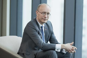 CEO ngân hàng nào lương cao hơn chủ tịch?