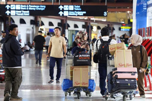 Núi lửa ở Indonesia phun trào, một số chuyến bay của Việt Nam bị ảnh hưởng
