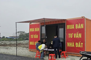 Phạt nặng môi giới BĐS 'chui', có chặn được rủi ro?