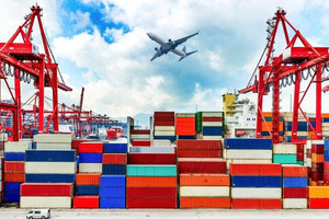 Việt Nam đặt mục tiêu xuất khẩu 550 tỷ USD: Doanh nghiệp phải thoát khỏi cuộc chơi ‘giá rẻ’