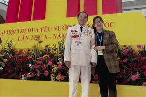 Nữ MC kỳ cựu VTV có bố là Đại tá, Anh hùng Lực lượng vũ trang nhân dân, từng đỗ thủ khoa đại học