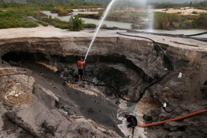 Sau dầu mỏ, Mỹ nhắm 'mỏ vàng' 644 tấn của Venezuela