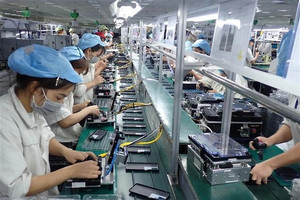 90% linh kiện phải nhập khẩu: Doanh nghiệp Việt mắc kẹt ở khâu lắp ráp?
