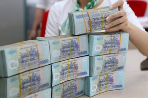 Lạm phát trở lại, lãi suất khó giảm: Người đang vay tiền cần biết điều này